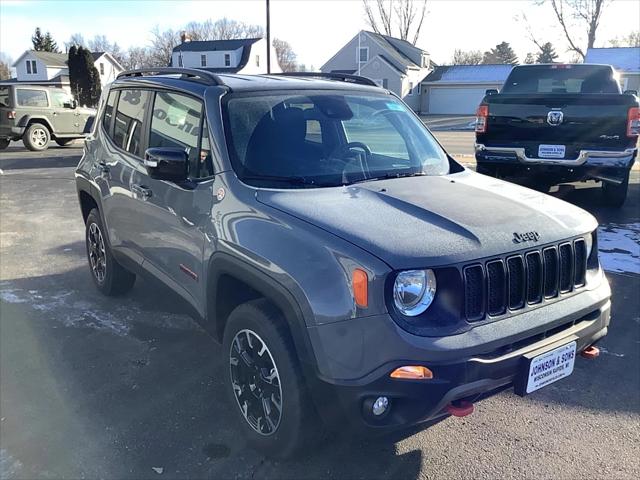 2023 Jeep Renegade RENEGADE TRAILHAWK 4X4