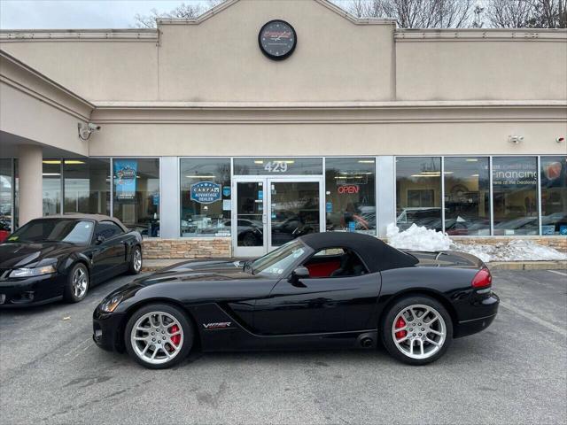 2004 Dodge Viper SRT10