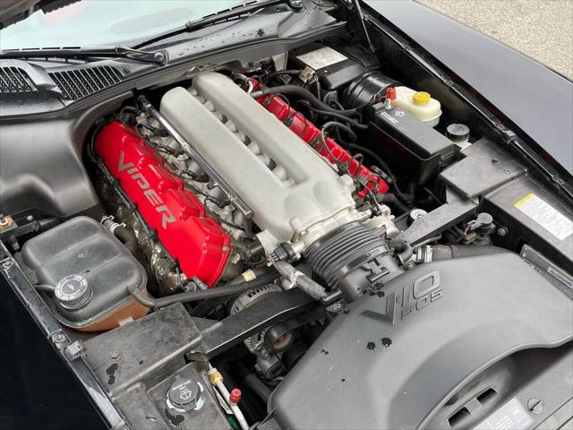 2004 Dodge Viper SRT10