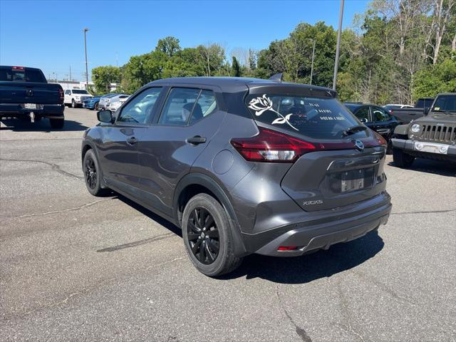 2021 Nissan Kicks S Xtronic CVT