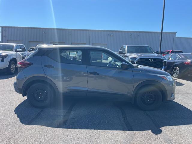 2021 Nissan Kicks S Xtronic CVT