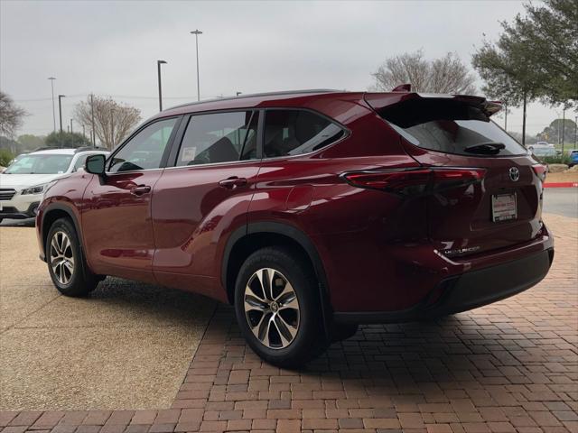 2023 Toyota Highlander Hybrid XLE