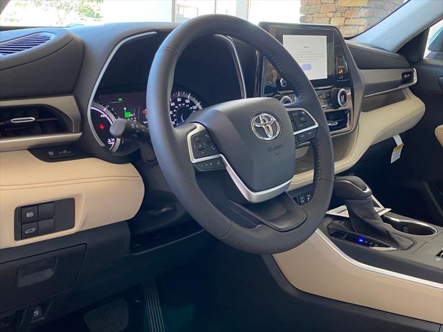2023 Toyota Highlander Hybrid XLE