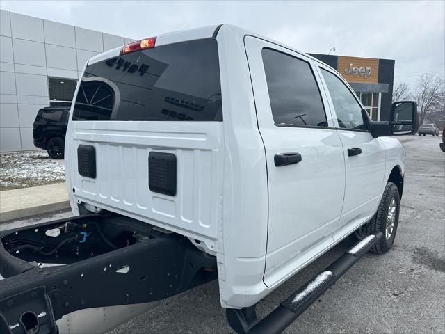 2023 RAM Ram 3500 Chassis Cab RAM 3500 TRADESMAN CREW CAB CHASSIS 4X4 60 CA