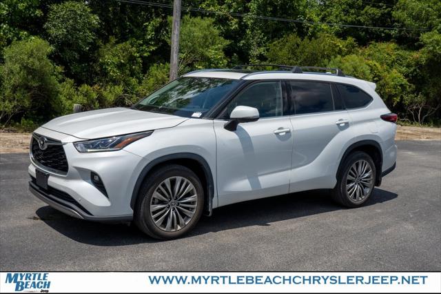 2022 Toyota Highlander Platinum