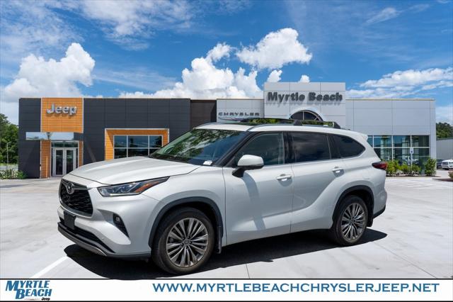 2022 Toyota Highlander Platinum