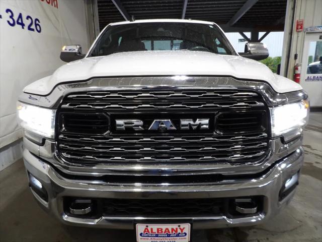 2020 RAM 2500 Limited Crew Cab 4X4 64 Box