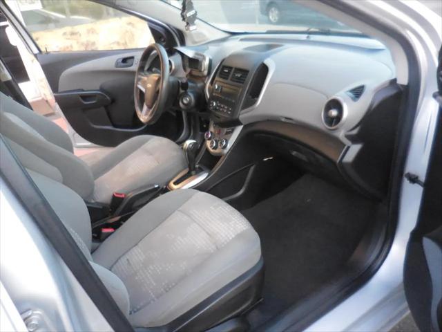 2016 Chevrolet Sonic LS Auto
