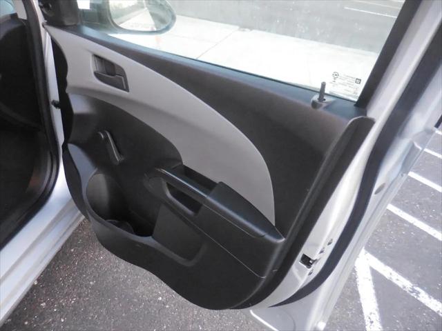 2016 Chevrolet Sonic LS Auto
