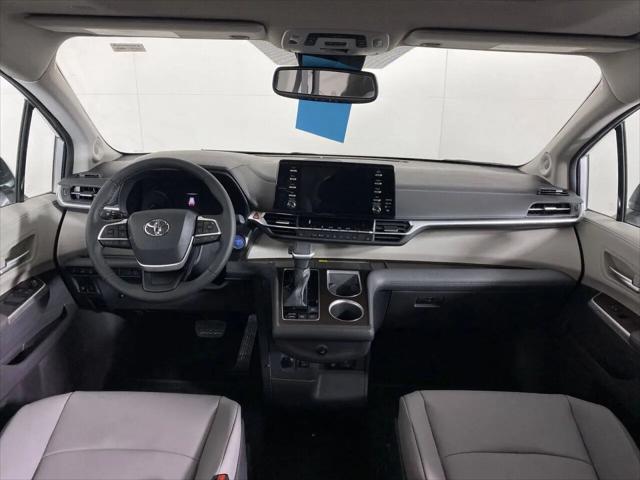 2022 Toyota Sienna XLE
