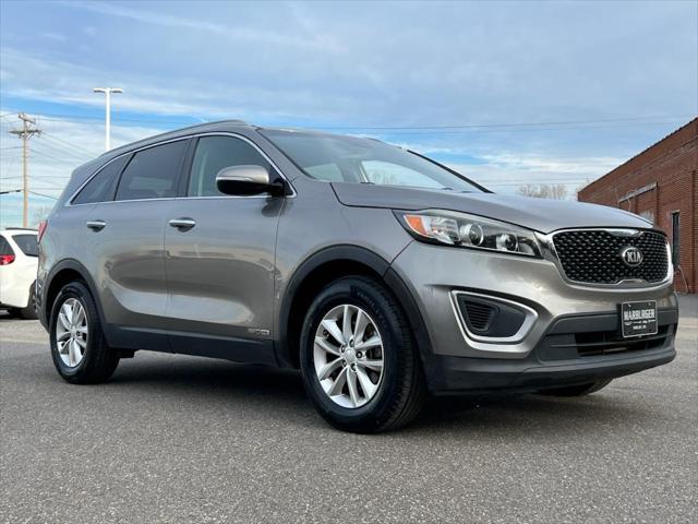 2017 Kia Sorento 3.3L LX