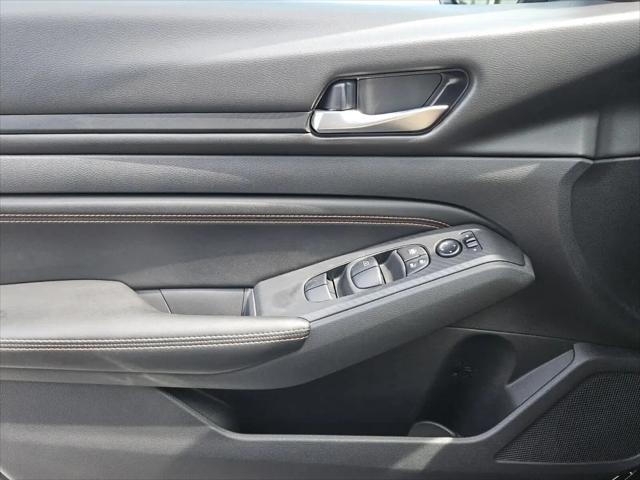 2021 Nissan Altima SR FWD
