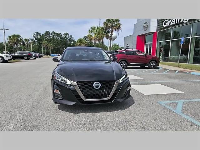 2021 Nissan Altima SR FWD