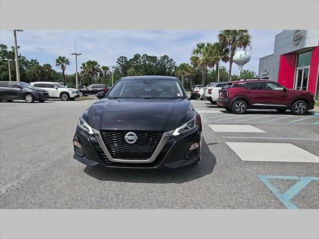 2021 Nissan Altima SR FWD