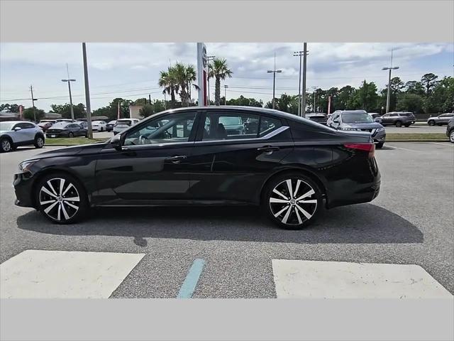 2021 Nissan Altima SR FWD