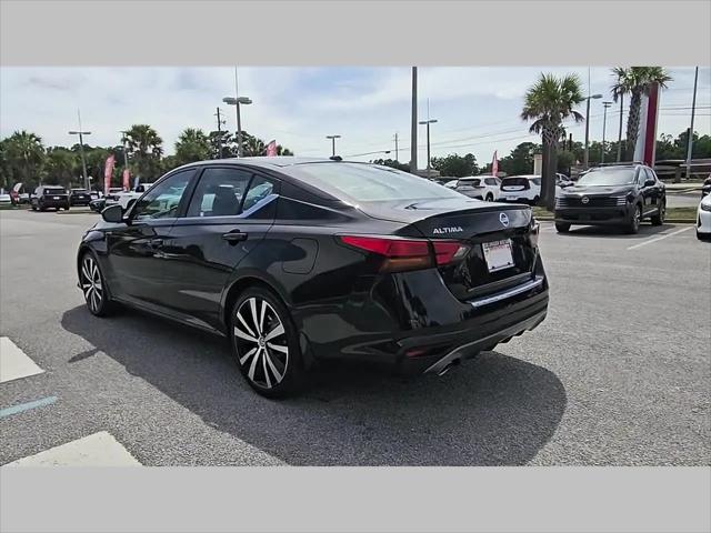 2021 Nissan Altima SR FWD