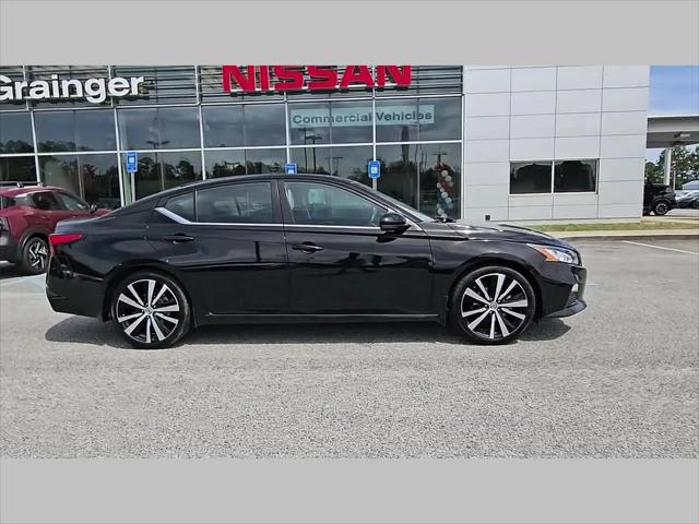 2021 Nissan Altima SR FWD