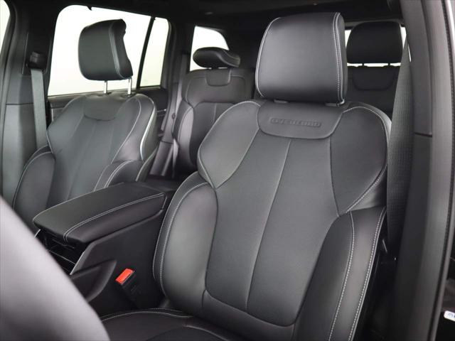 2023 Jeep Grand Cherokee Overland 4x2