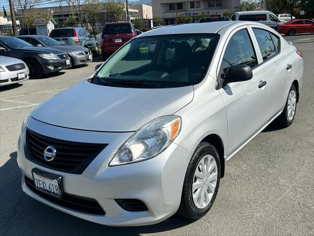 2014 Nissan Versa 1.6 S+