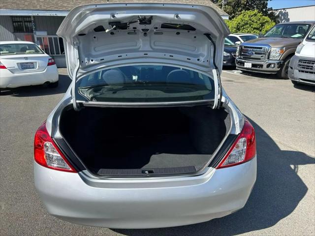 2014 Nissan Versa 1.6 S+