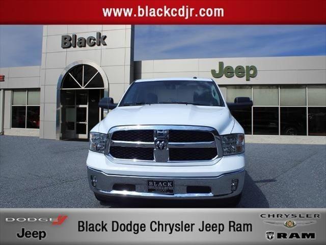 2023 RAM Ram 1500 Classic RAM 1500 CLASSIC TRADESMAN REGULAR CAB 4X4 8 BOX