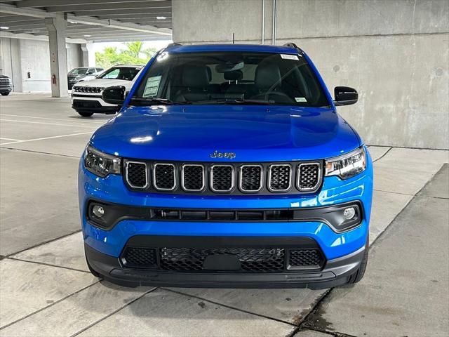 2023 Jeep Compass COMPASS LATITUDE 4X4