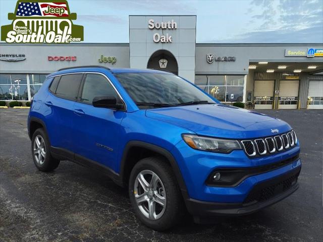 2023 Jeep Compass COMPASS LATITUDE 4X4