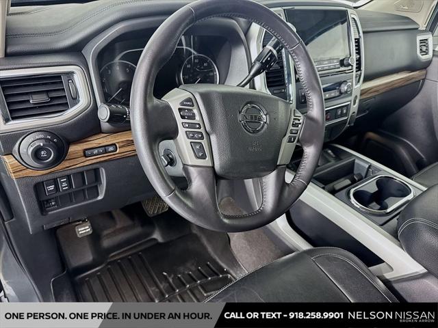 2020 Nissan Titan Crew Cab SL 4x4