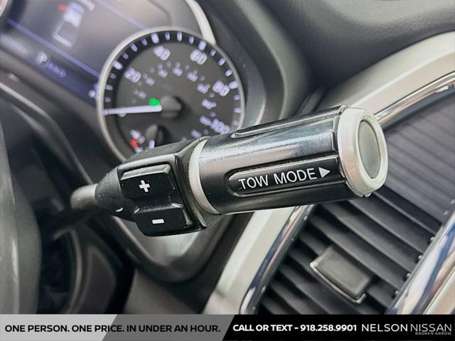 2020 Nissan Titan Crew Cab SL 4x4