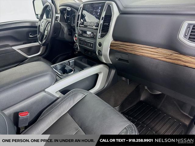 2020 Nissan Titan Crew Cab SL 4x4