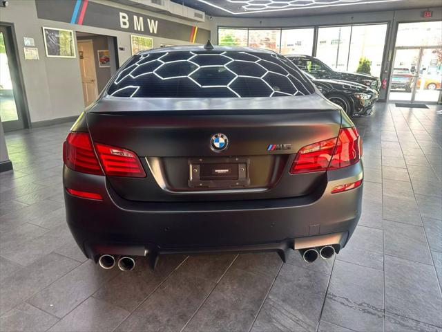 2013 BMW M5 Sedan 4D