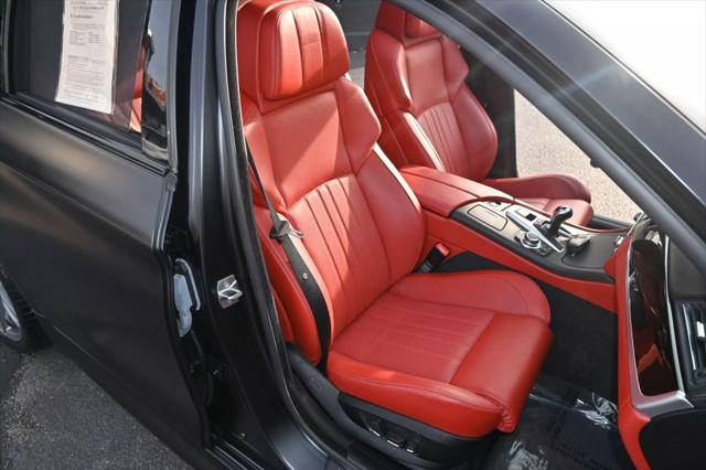 2013 BMW M5 Sedan 4D