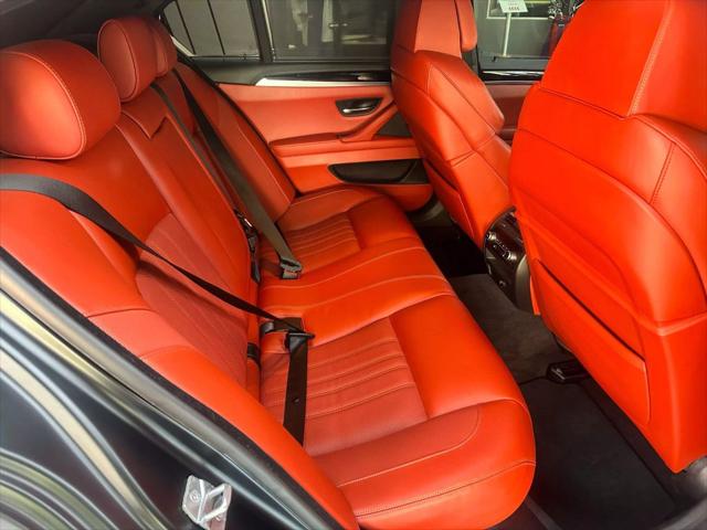 2013 BMW M5 Sedan 4D