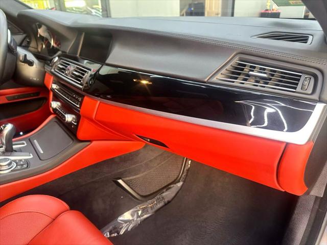 2013 BMW M5 Sedan 4D