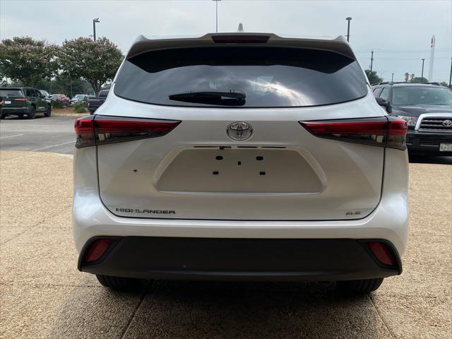 2023 Toyota Highlander XLE