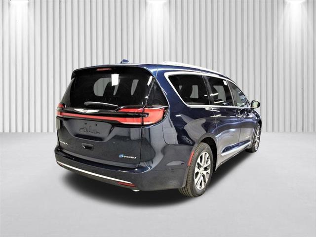 2022 Chrysler Pacifica Hybrid PACIFICA HYBRID PINNACLE