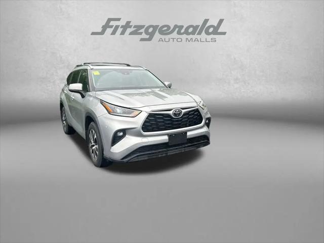 2021 Toyota Highlander XLE for sale in Chambersburg, PA