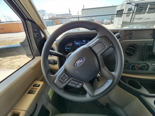 2024 Ford E-450 Cutaway Unknown