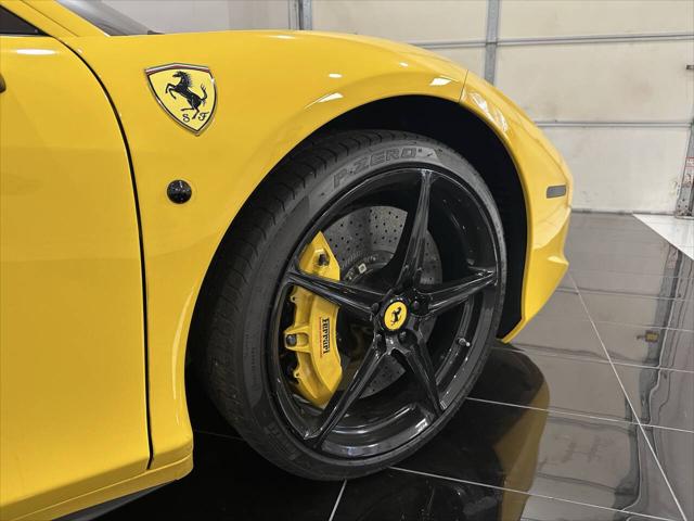2011 Ferrari 458 Italia Base 2dr Coupe