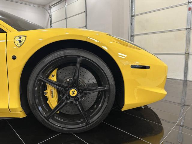 2011 Ferrari 458 Italia Base 2dr Coupe