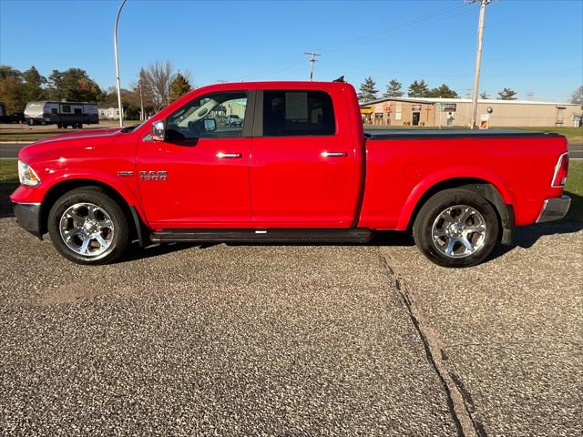 2018 RAM 1500 Laramie Crew Cab 4x4 64 Box 2018 RAM 1500 Laramie Crew Cab 4x4 64 Box