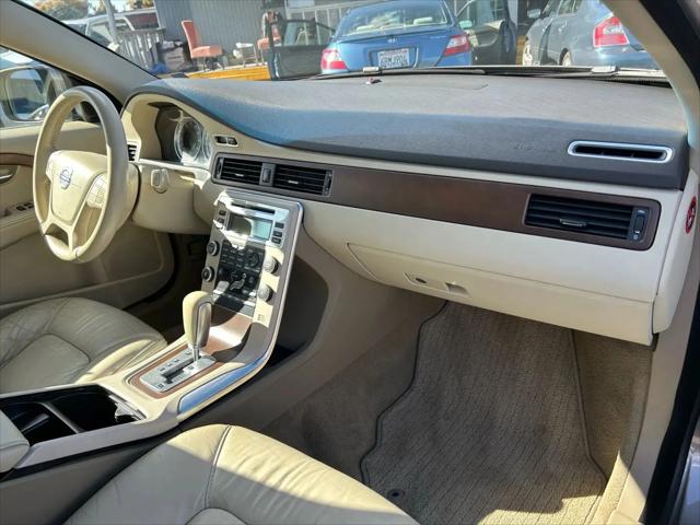 2011 Volvo XC70 3.2