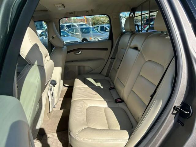 2011 Volvo XC70 3.2