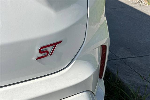 2020 Ford Edge ST