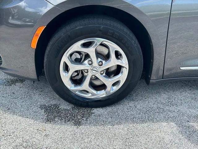 2021 Chrysler Pacifica Limited AWD