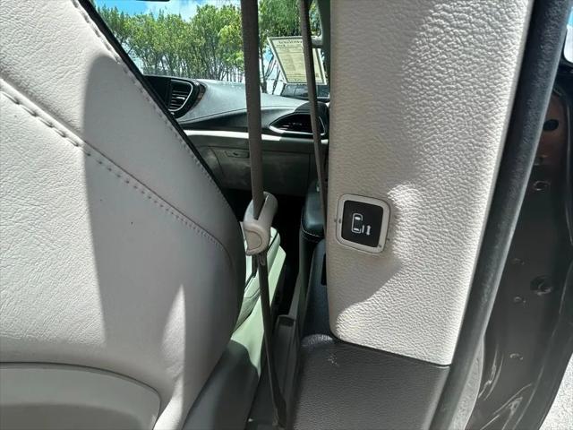 2021 Chrysler Pacifica Limited AWD