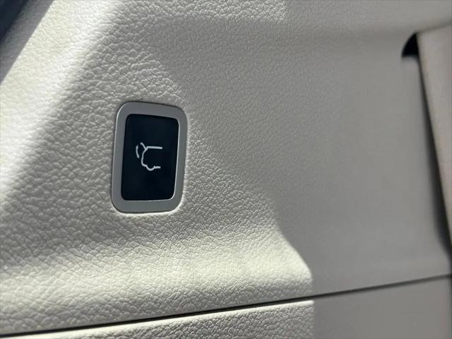 2021 Chrysler Pacifica Limited AWD