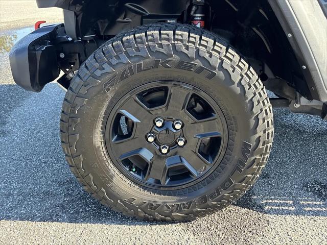 2022 Jeep Gladiator Sport