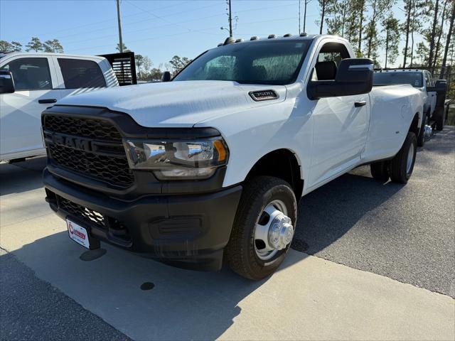 2023 RAM Ram 3500 RAM 3500 TRADESMAN REGULAR CAB 4X4 8 BOX