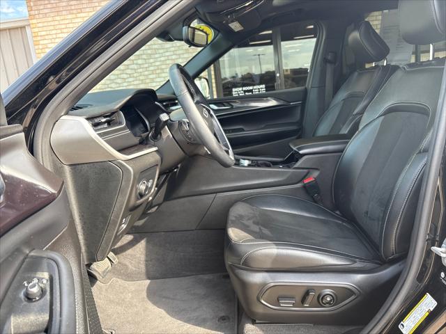 2021 Jeep Grand Cherokee L Altitude 4x4 2021 Jeep Grand Cherokee L Altitude 4x4